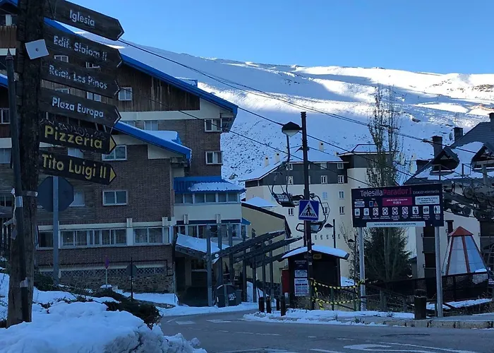 Station - Arttyco. Modern And Well Located * シエラネバダ