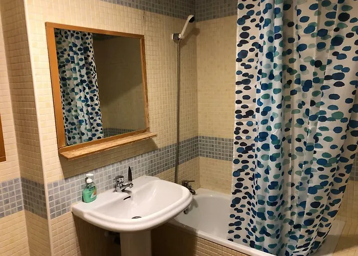 Station - Arttyco. Modern And Well Located アパート