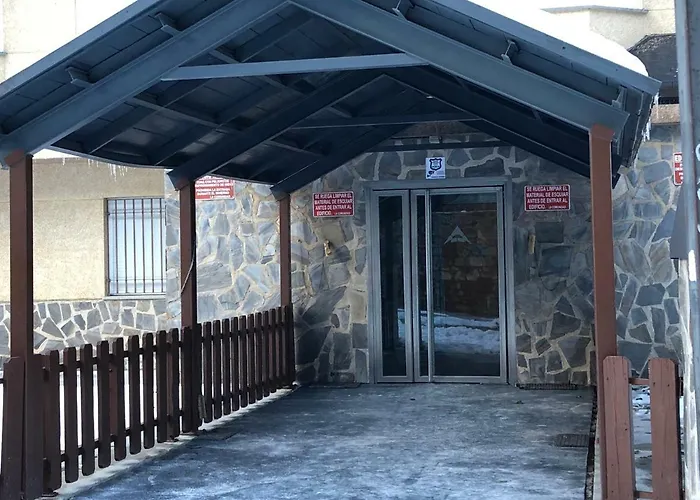 Апартаменты Station - Arttyco. Modern And Well Located Сьерра-Невада